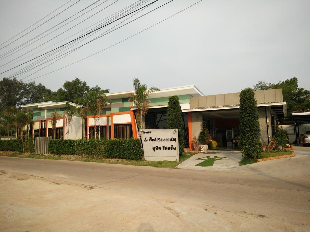 Le Park 23 Boutique Resort Roi Et Buitenkant foto