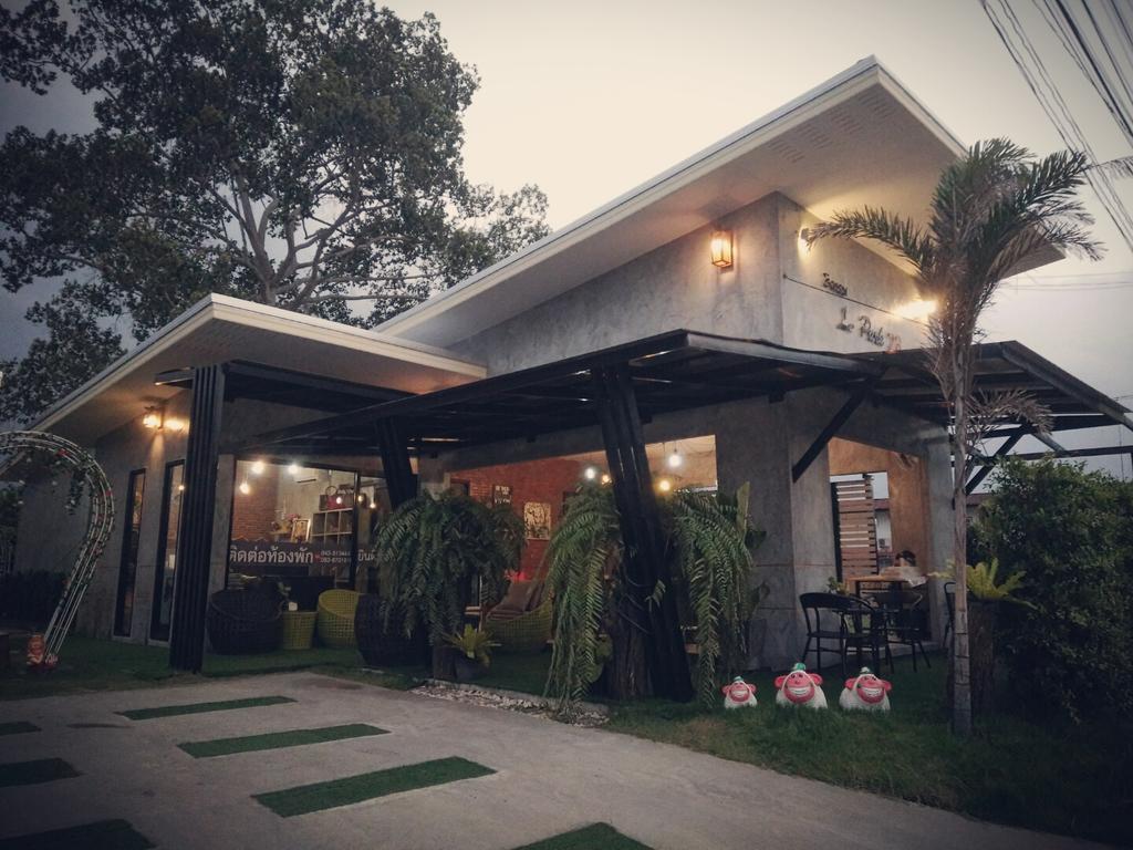 Le Park 23 Boutique Resort Roi Et Buitenkant foto