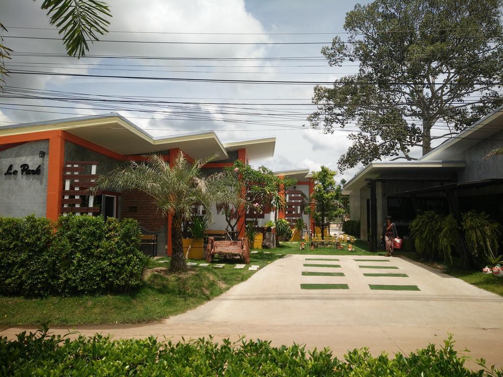 Le Park 23 Boutique Resort Roi Et Buitenkant foto